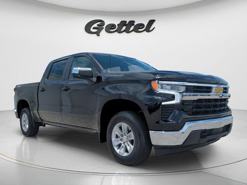 Used 2025 Chevrolet Silverado 1500 LT AWD/4WD image 3