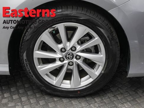 Used 2023 Toyota Camry LE image 31