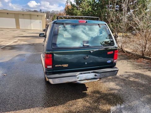 Used 1994 Ford Explorer Eddie Bauer image 9
