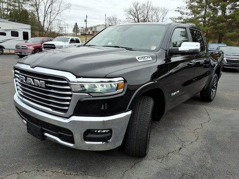 Used 2025 RAM 1500 Laramie image 18