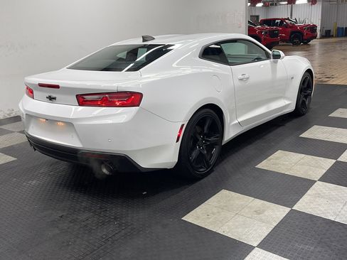 Used 2018 Chevrolet Camaro LT RWD image 16