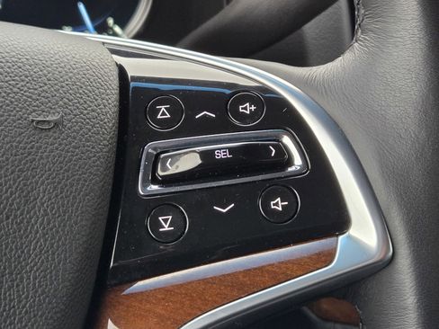 Used 2020 Cadillac Escalade ESV Premium Luxury image 25