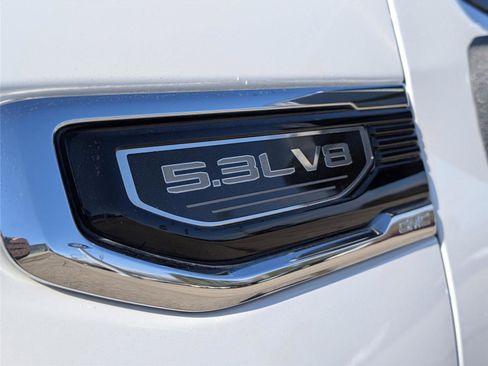 Used 2023 GMC Sierra 1500 SLT w/ SLT Premium Package image 10