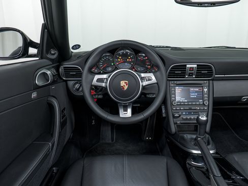 Used 2012 Porsche 911 Carrera Black Edition image 22