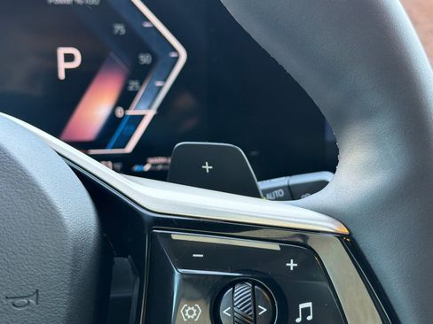 Used 2025 BMW X3 xDrive30i w/ Premium Package image 32