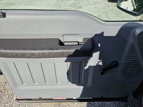 Used 2016 Ford F350 XL image 29