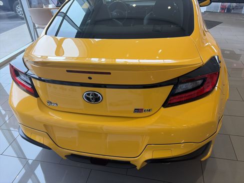New 2026 Toyota GR86 YUZU Limited image 4