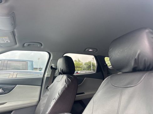 Used 2019 Chevrolet Blazer LT FWD image 5