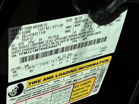 Certified 2022 Ford Expedition Platinum image 25