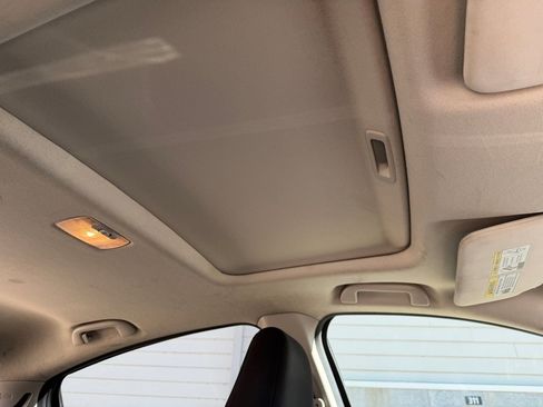 Used 2018 Honda HR-V EX image 25