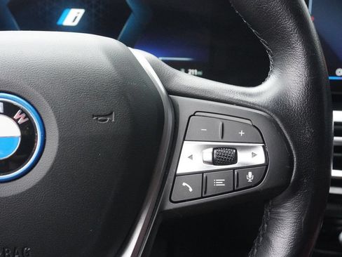 Used 2023 BMW i4 eDrive40 RWD image 45