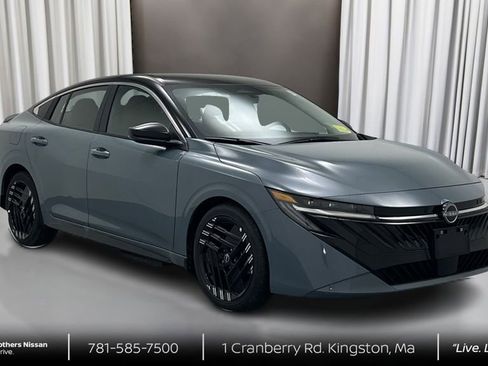 New 2026 Nissan Sentra SR w/ Floor Mat Package image 3