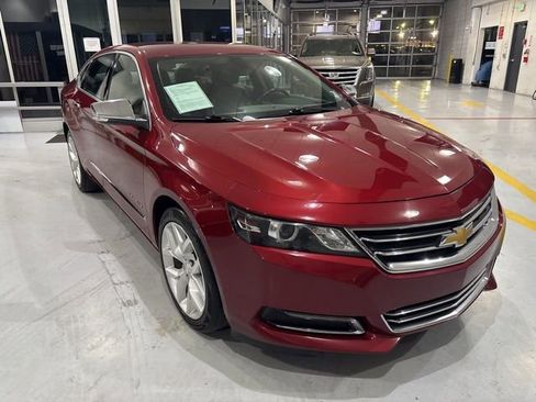 Used 2019 Chevrolet Impala Premier w/ Premier Convenience Package FWD image 4