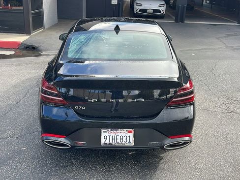 Used 2025 Genesis G70 2.5T image 8