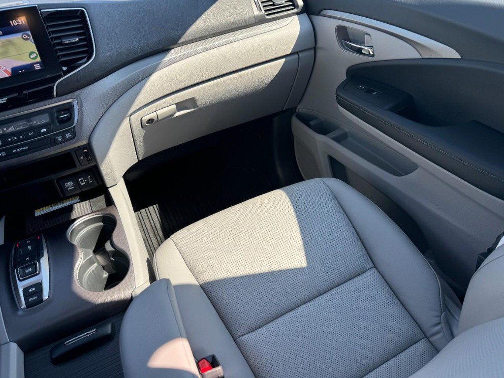 Used 2023 Honda Ridgeline RTL-E image 18