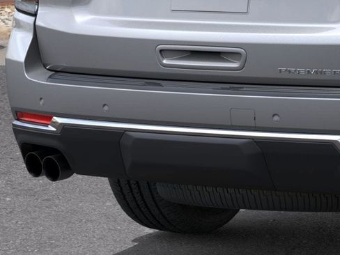 New 2026 Chevrolet Suburban Premier image 14