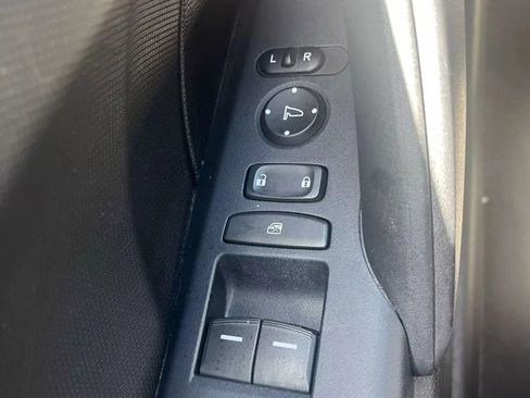 Used 2019 Honda Civic Sport image 17