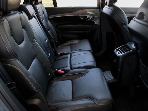 Used 2023 Volvo XC90 T8 Ultimate w/ Protection Package Premier AWD/4WD image 27