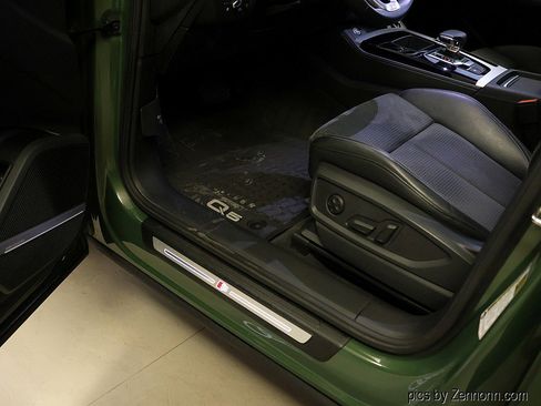 Used 2021 Audi Q5 e Premium Plus w/ Premium Plus Package image 30