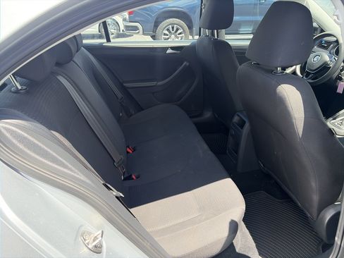 Used 2016 Volkswagen Jetta S FWD image 21