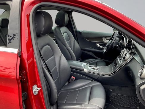 Used 2020 Mercedes-Benz C 300 Sedan w/ Premium Package image 7