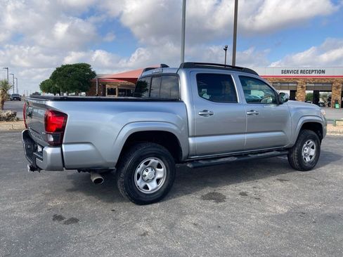 Used 2023 Toyota Tacoma SR image 4