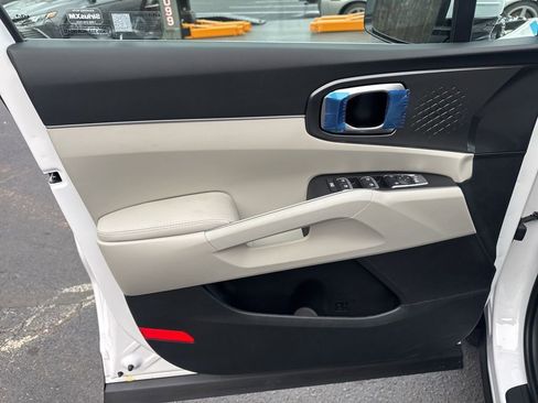 New 2026 Kia Sorento S image 10