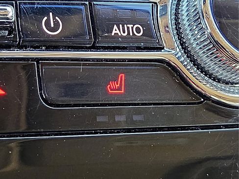 Used 2021 Lincoln Corsair FWD image 21