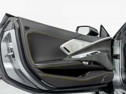 Used 2022 Chevrolet Corvette Stingray Premium Conv RWD image 13