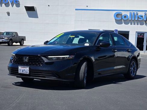 Used 2023 Honda Accord EX image 8