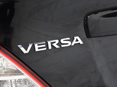 Used 2019 Nissan Versa S Plus FWD image 31
