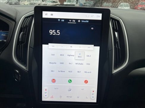 Used 2023 Ford Edge SEL image 27