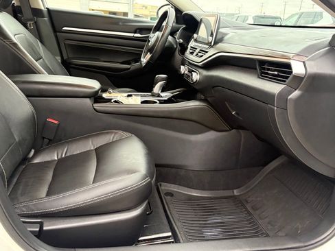 Certified 2022 Nissan Altima 2.5 SL AWD/4WD image 40