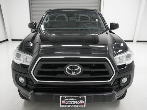 Used 2021 Toyota Tacoma SR5 image 2