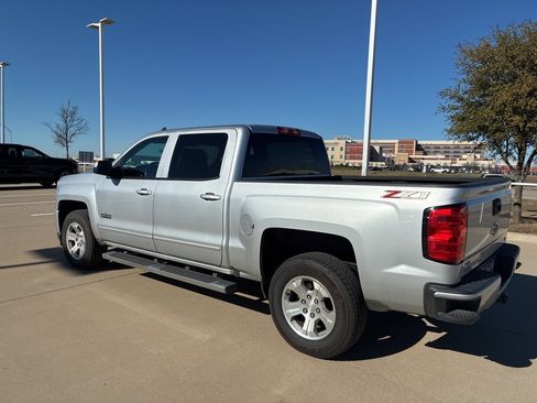 Used 2018 Chevrolet Silverado 1500 LT w/ Texas Edition image 3