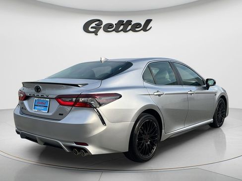 Used 2024 Toyota Camry SE FWD image 5