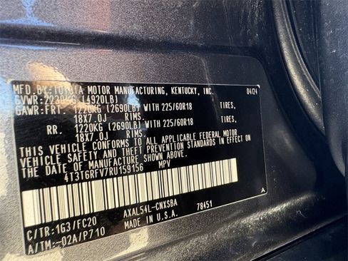 Used 2024 Toyota RAV4 SE image 31