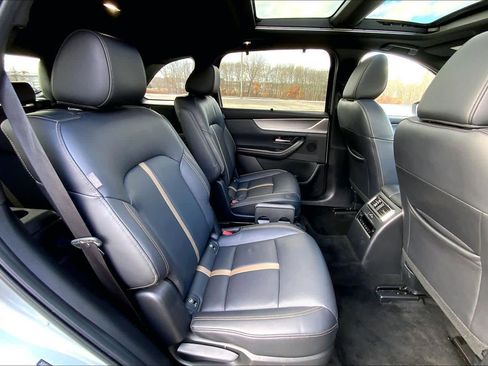 Used 2024 MAZDA CX-90 Plug-In Hybrid w/ Premium Plus image 20