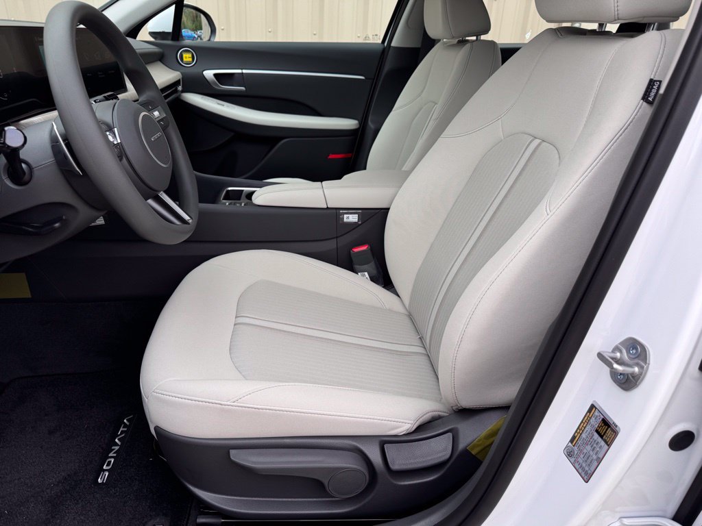 New 2026 Hyundai Sonata Blue FWD image 6