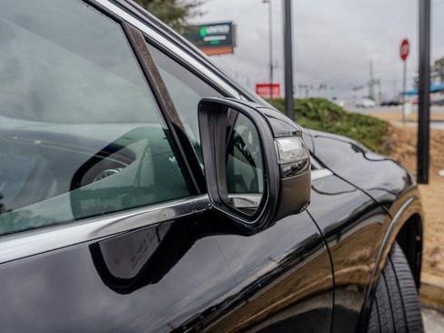 Used 2023 Mercedes-Benz EQS 580 4MATIC SUV image 30