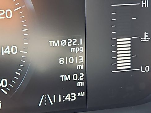 Used 2019 Volvo XC90 T5 Momentum w/ Advanced Package image 21