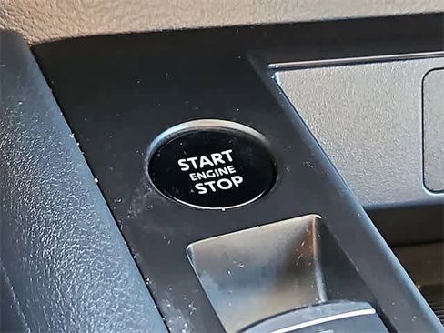 Used 2025 Nissan Kicks S image 22