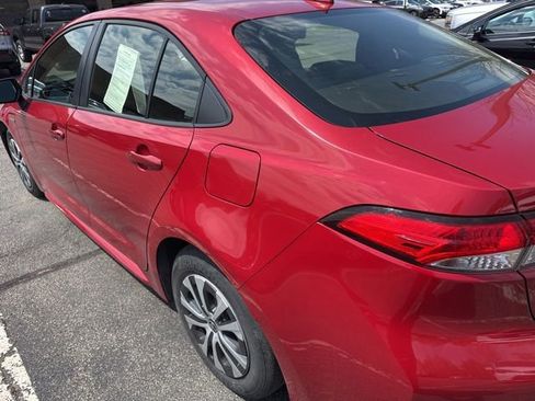Used 2020 Toyota Corolla LE FWD image 5