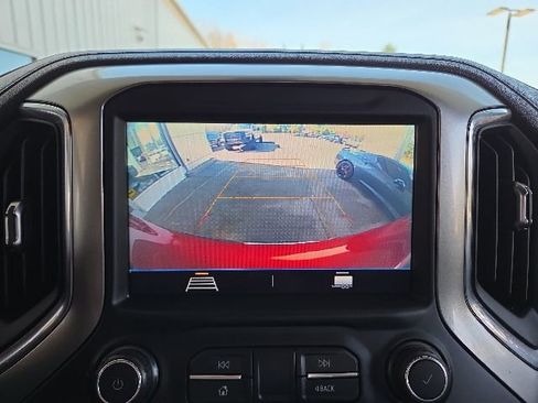Used 2021 Chevrolet Silverado 1500 LT AWD/4WD image 52