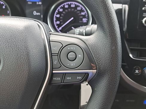 Used 2022 Toyota Camry LE image 26