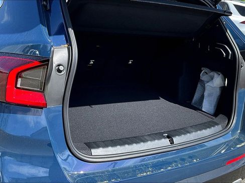 New 2026 BMW X1 xDrive28i w/ Technology Package image 25