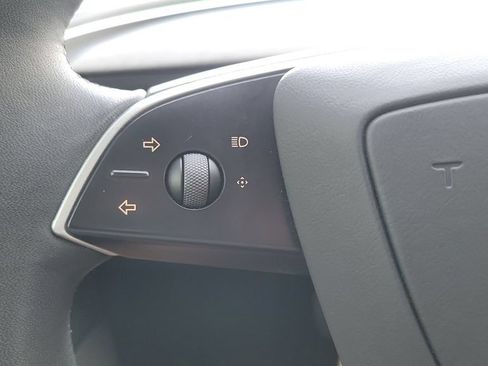 Used 2025 Tesla Model 3 Long Range RWD image 19