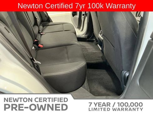 Used 2025 Nissan Rogue S FWD image 16
