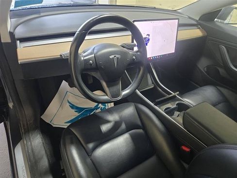 Used 2018 Tesla Model 3 Long Range AWD/4WD image 3