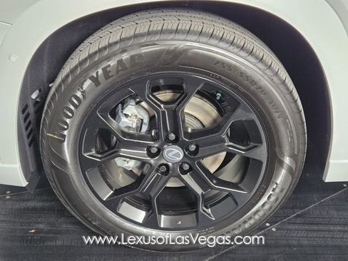 New 2026 Lexus TX 350 AWD image 9